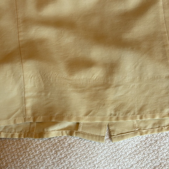 Vintage 100% Silk Blouse with Button-Up Back - Picture 4 of 7